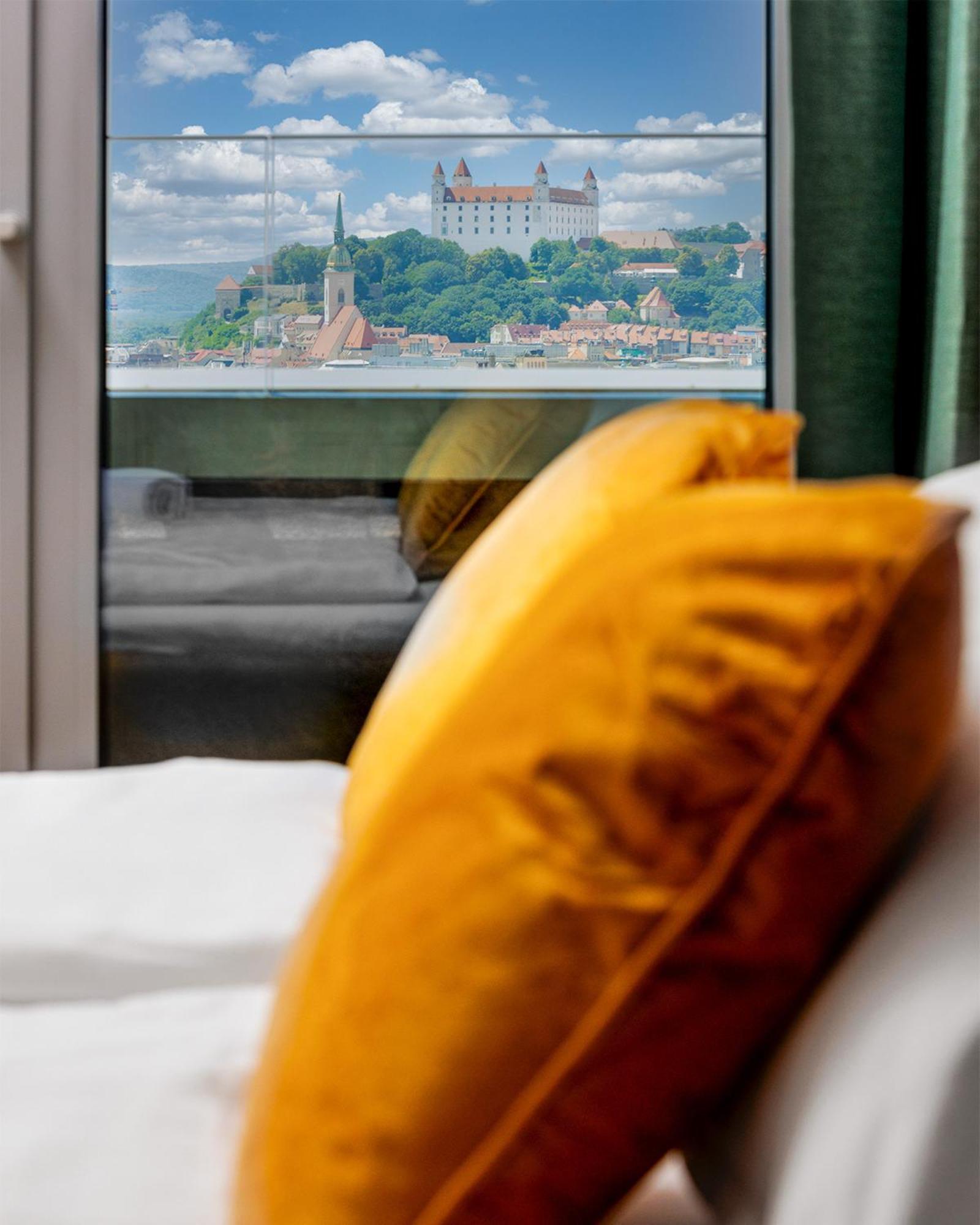 Sky Park 1 - Luxurious #Instaworthy Apartment In Downtown City Center With Included Parking, Best Address In Town Bratislava Exterior photo