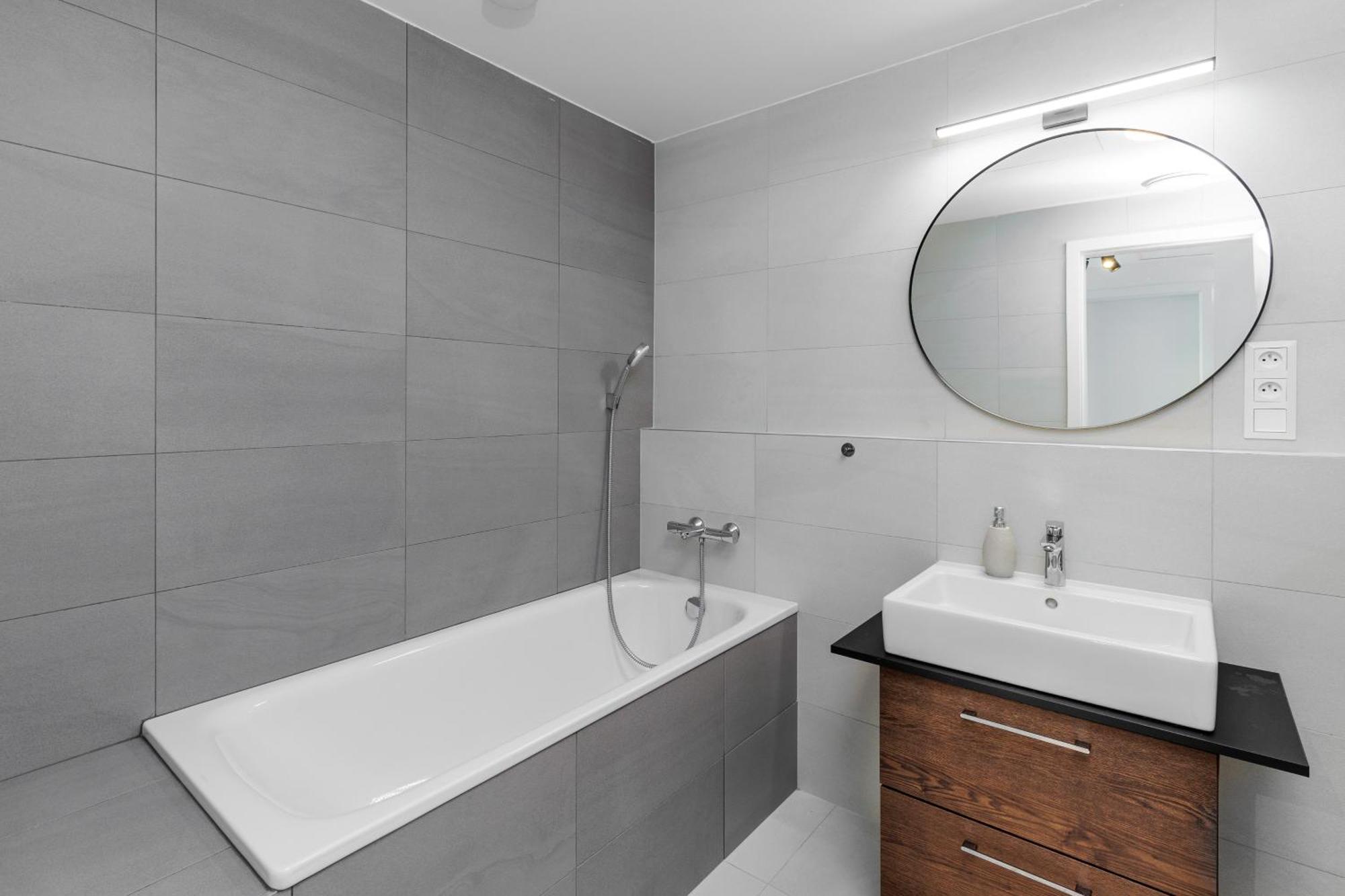 Sky Park 1 - Luxurious #Instaworthy Apartment In Downtown City Center With Included Parking, Best Address In Town Bratislava Exterior photo